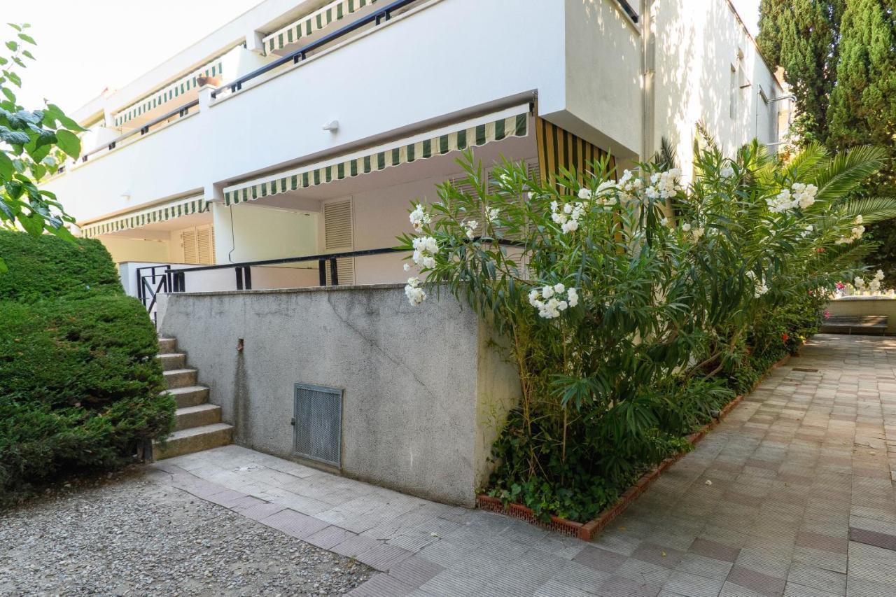Rentalmar Family Felix Con Parking Incluido Salou Exterior photo