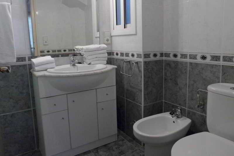 Rentalmar Family Felix Con Parking Incluido Salou Exterior photo